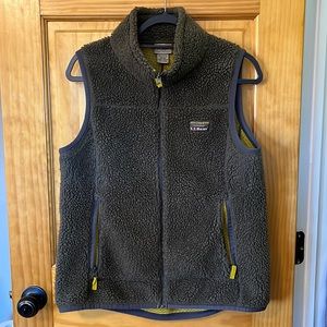 L.l.bean army green vest size med